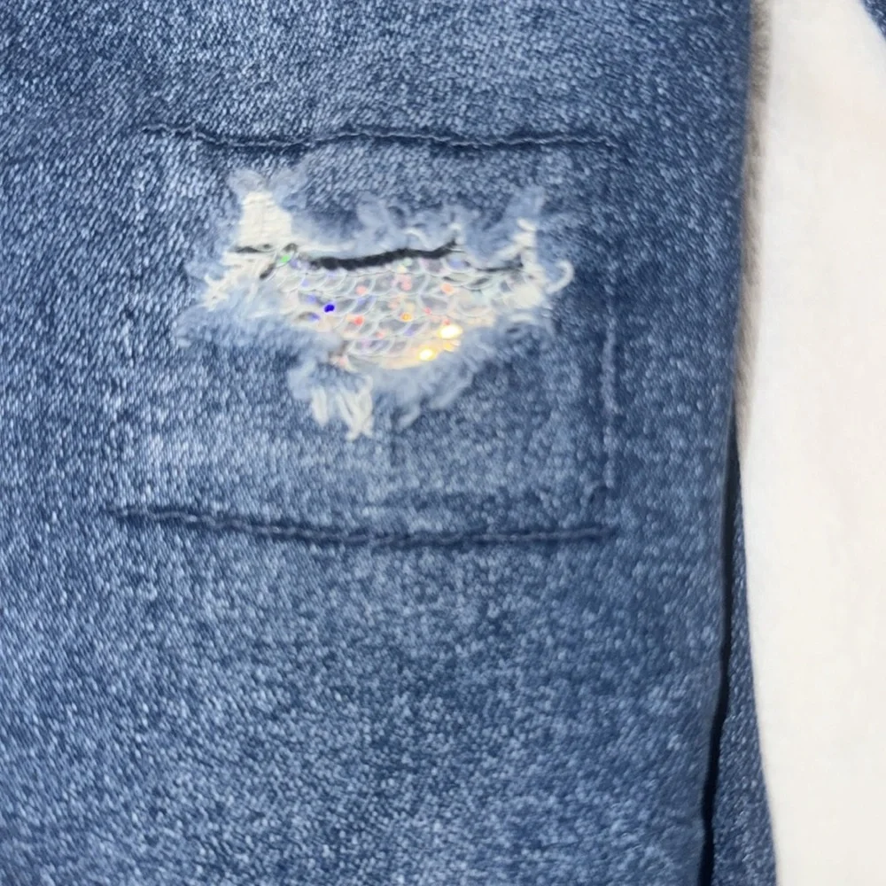 Jumping beans, size 5 adjustable waist blue jeans with sequence patterns on